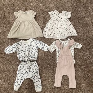 Size 3-6 Mo Neutral Outfits
